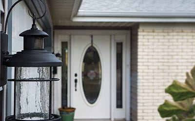 Turn outdoor lighting into outdoor living with Dualux® dual-level technology